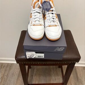 New Balance Men's White and Orange Sneakers size 8